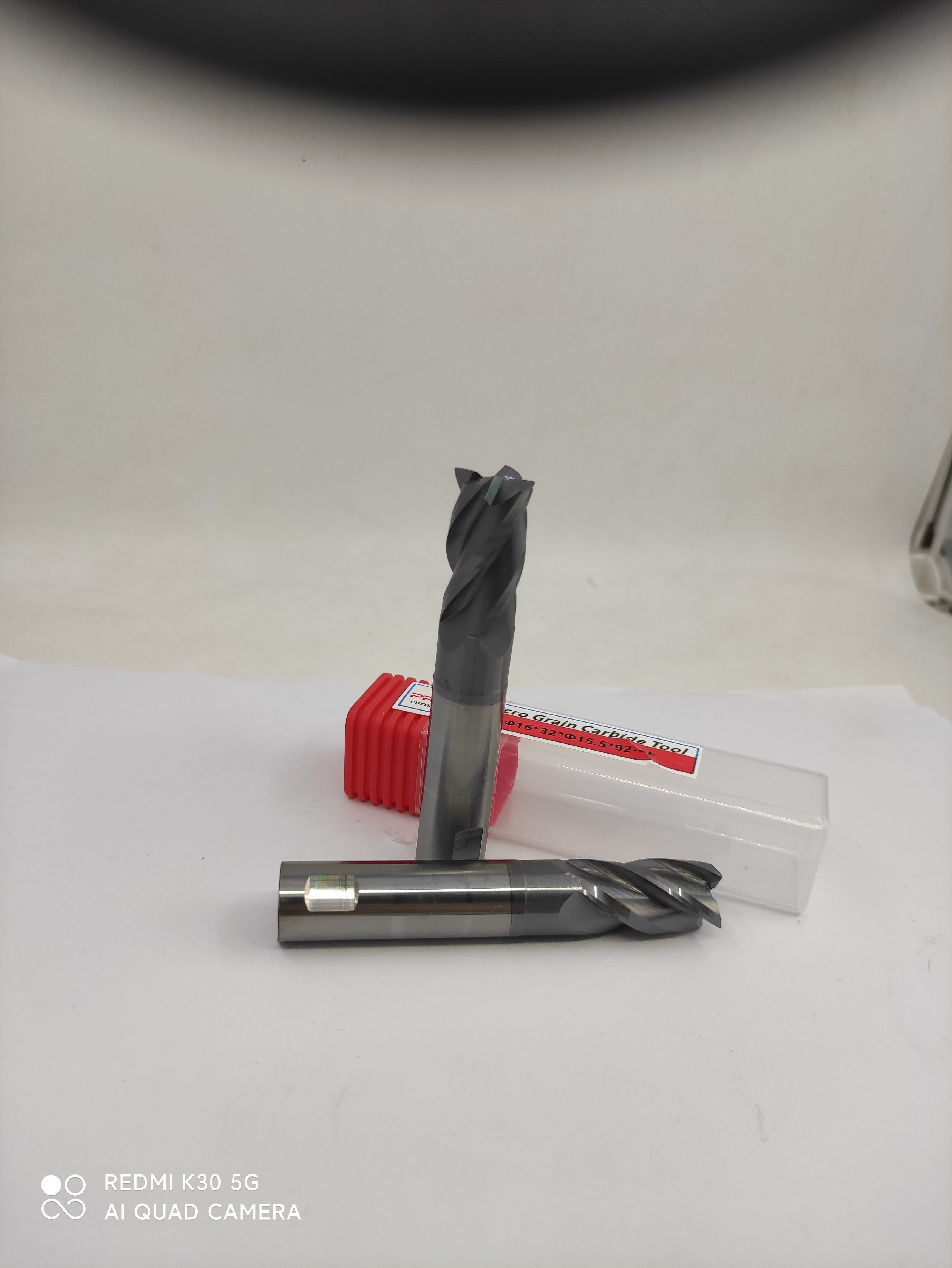 Solid Carbide HRC45 4 Flutes Square End Mills with Welding Shank